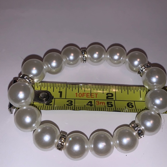 First Lady Bracelet - Picture 3 of 6